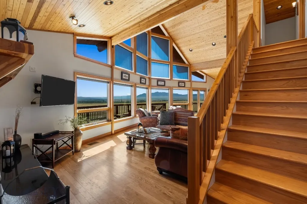 77 Valley View Drive Twin Bridges MT 59754