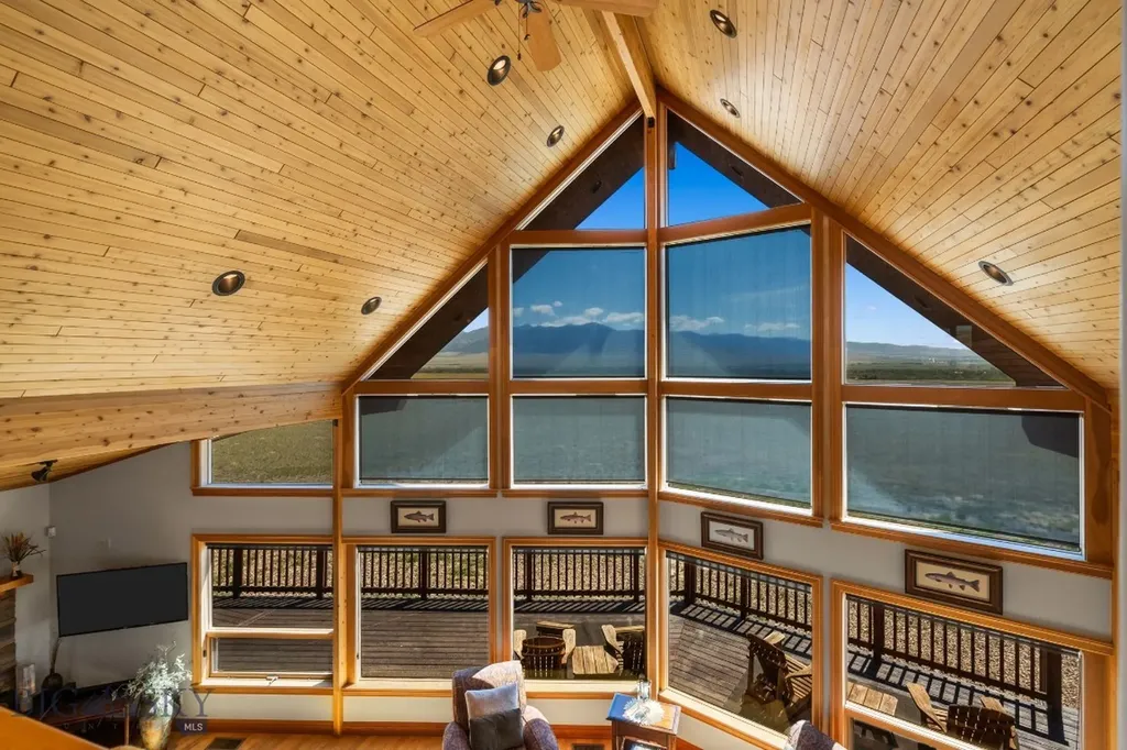 77 Valley View Drive Twin Bridges MT 59754