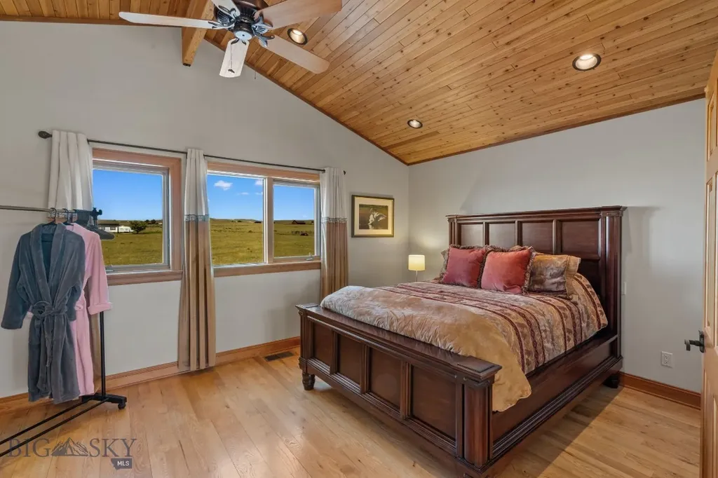77 Valley View Drive Twin Bridges MT 59754