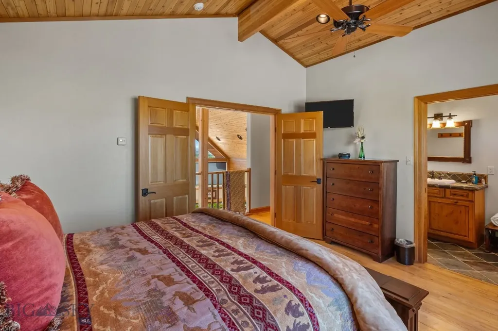 77 Valley View Drive Twin Bridges MT 59754