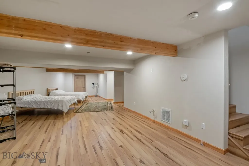 77 Valley View Drive Twin Bridges MT 59754