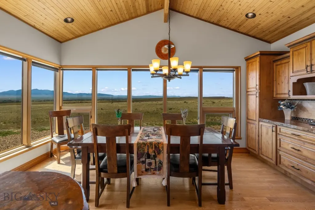 77 Valley View Drive Twin Bridges MT 59754