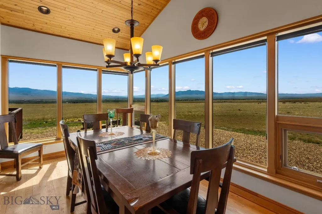 77 Valley View Drive Twin Bridges MT 59754