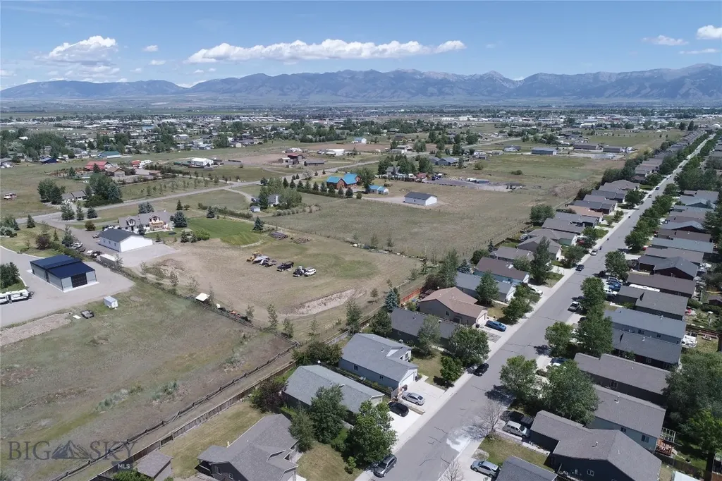 413 N River Rock Drive Belgrade MT 59714