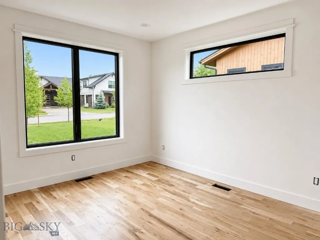 1431 Ryun Sun Bozeman MT 59718