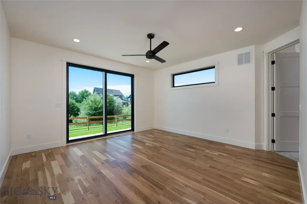 1431 Ryun Sun Bozeman MT 59718