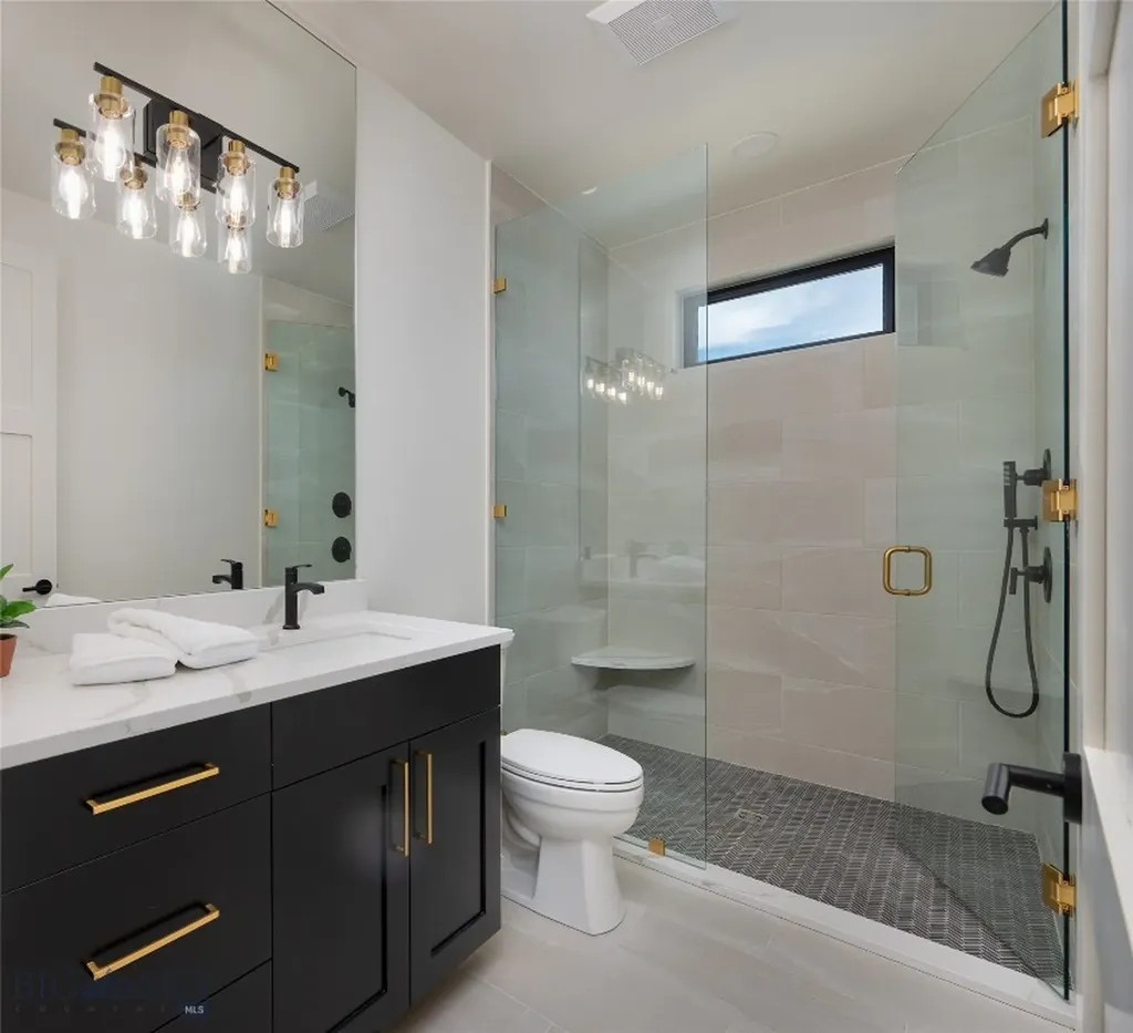 1431 Ryun Sun Bozeman MT 59718