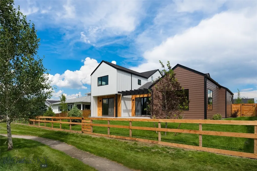 1431 Ryun Sun Bozeman MT 59718