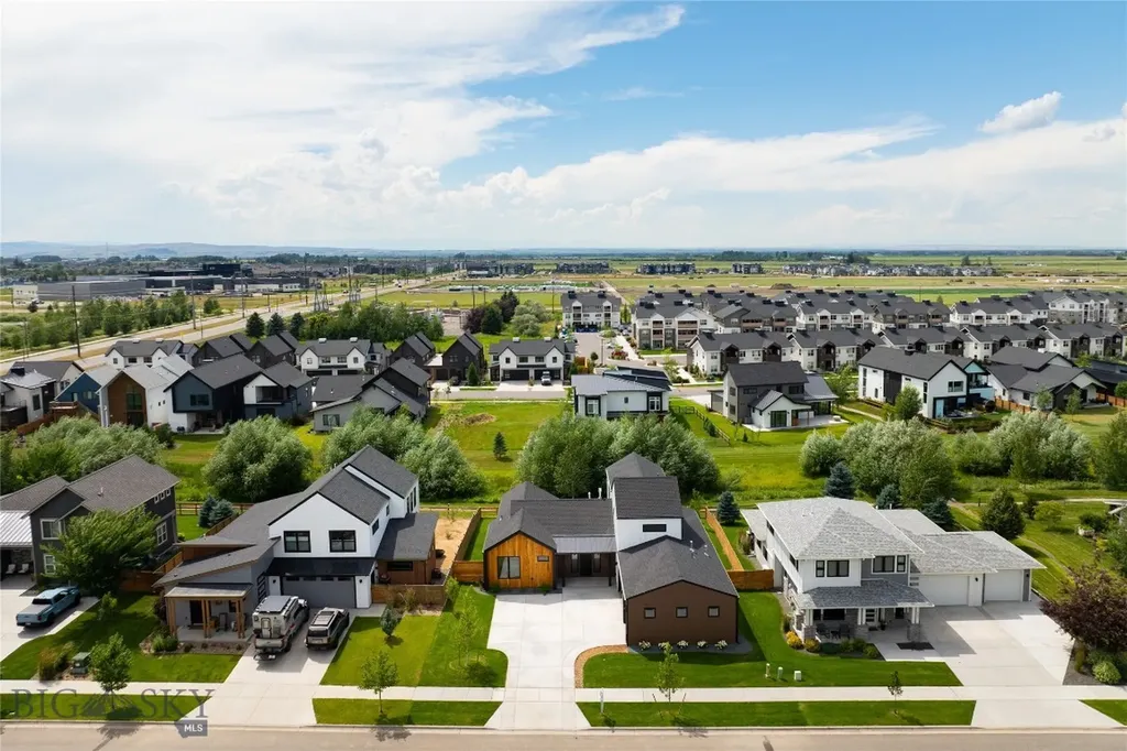 1431 Ryun Sun Bozeman MT 59718