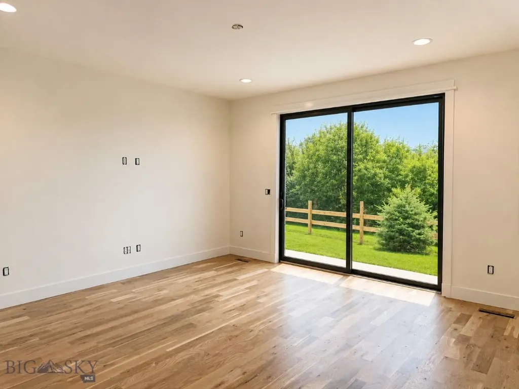 1431 Ryun Sun Bozeman MT 59718