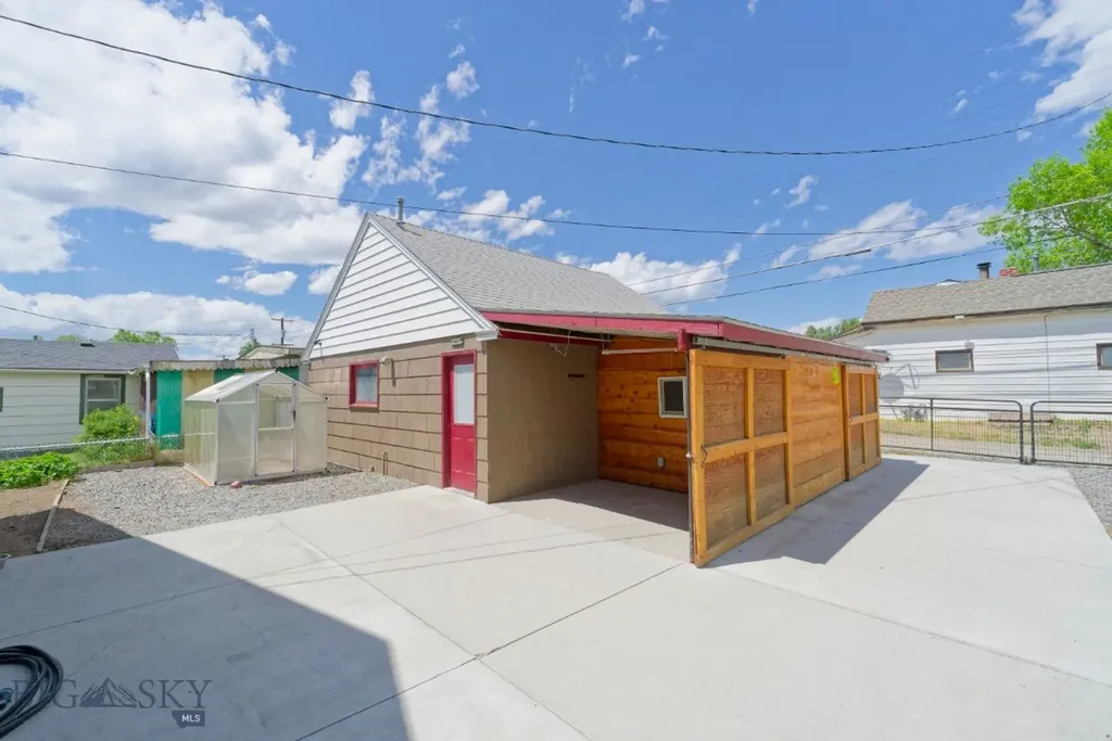 1845 Elm Street Butte MT 59701