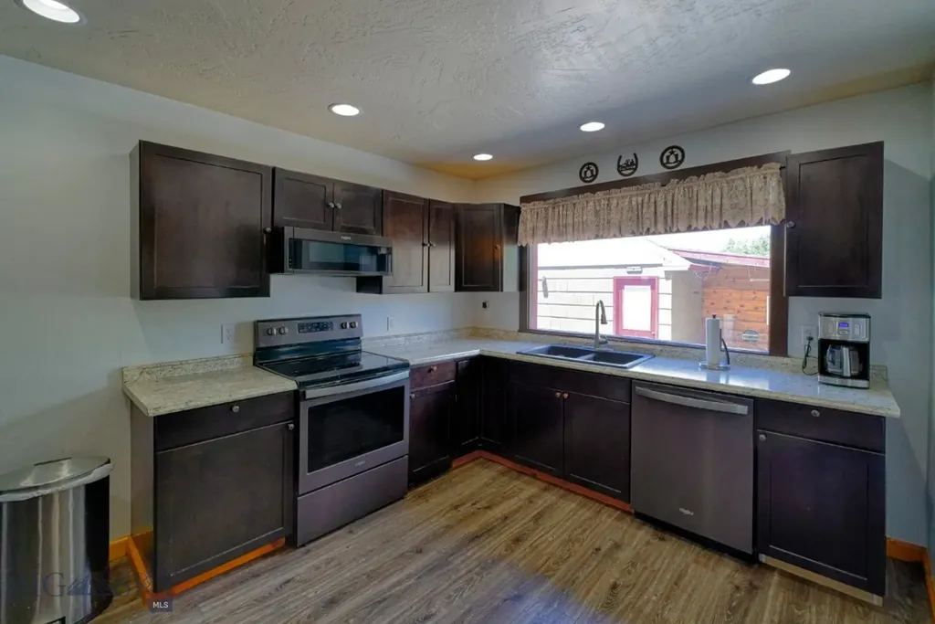 1845 Elm Street Butte MT 59701