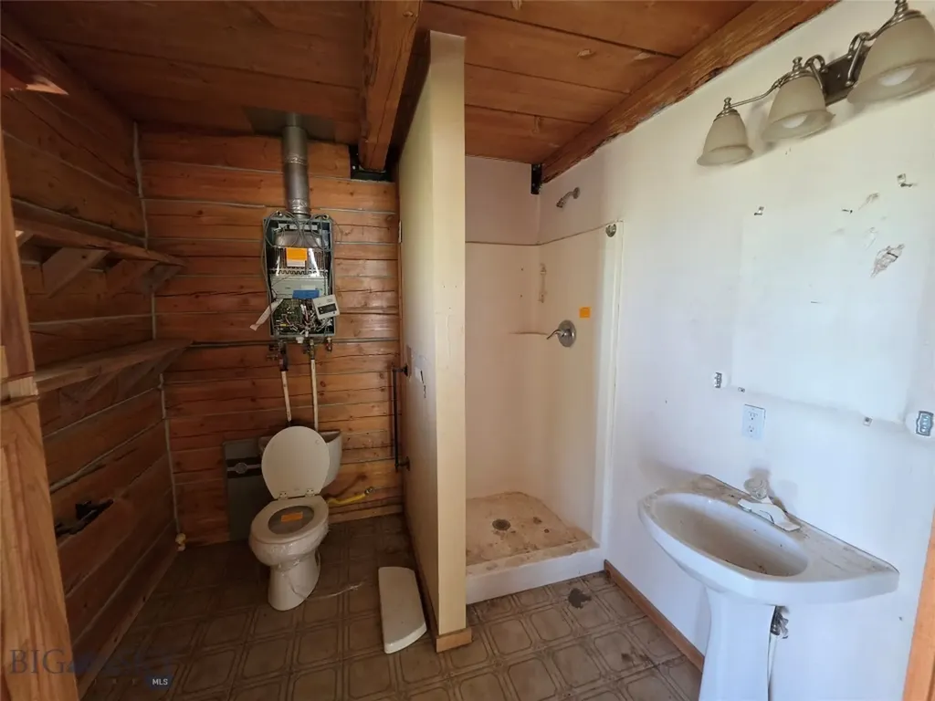 17033 Pole Gulch Road Clarkston MT 59752