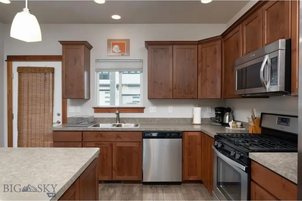 1290 Manzanita Drive Bozeman MT 59715