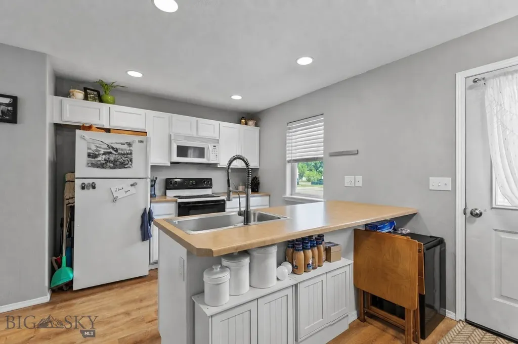 904 Jeanette Place Belgrade MT 59714