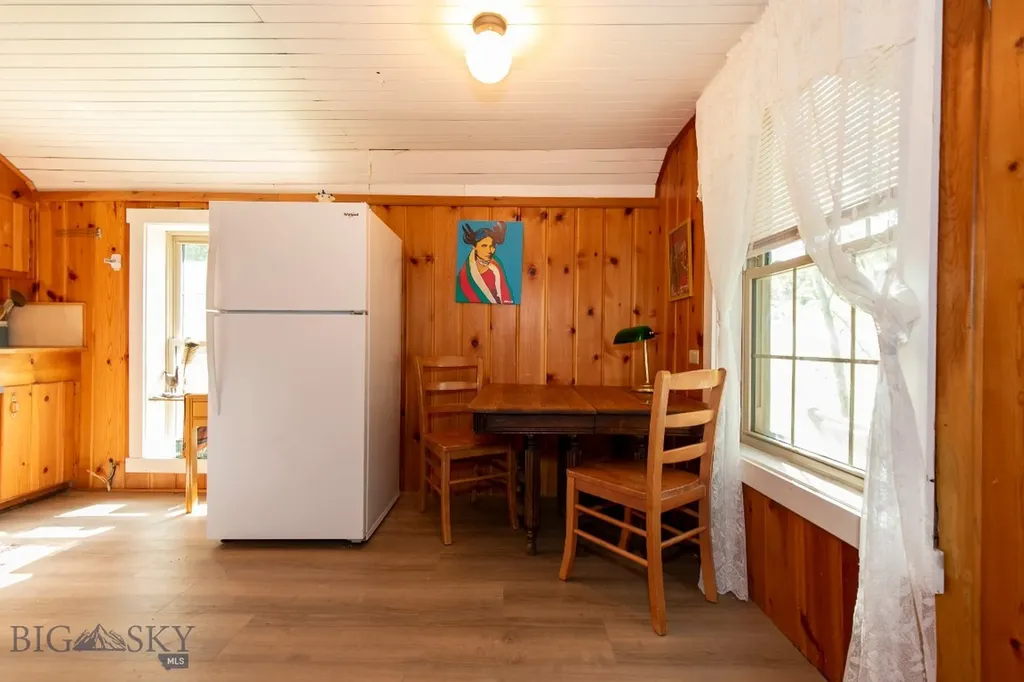 419 E Wallace Street E Virginia City MT 59755