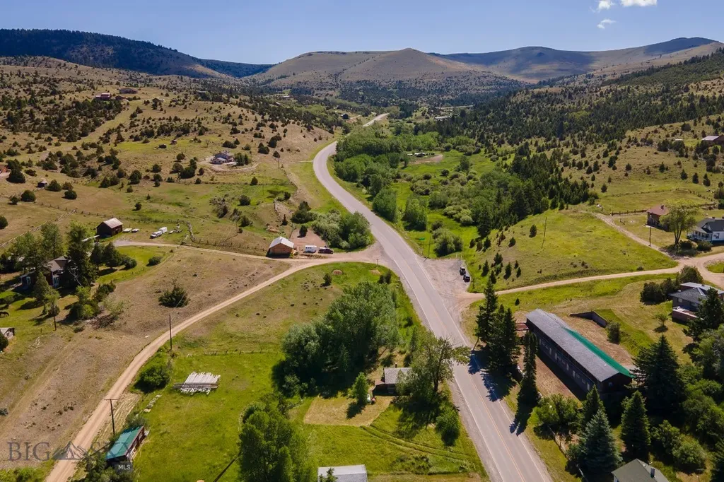419 E Wallace Street E Virginia City MT 59755