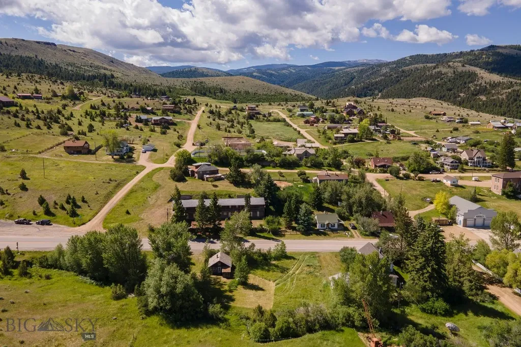 419 E Wallace Street E Virginia City MT 59755