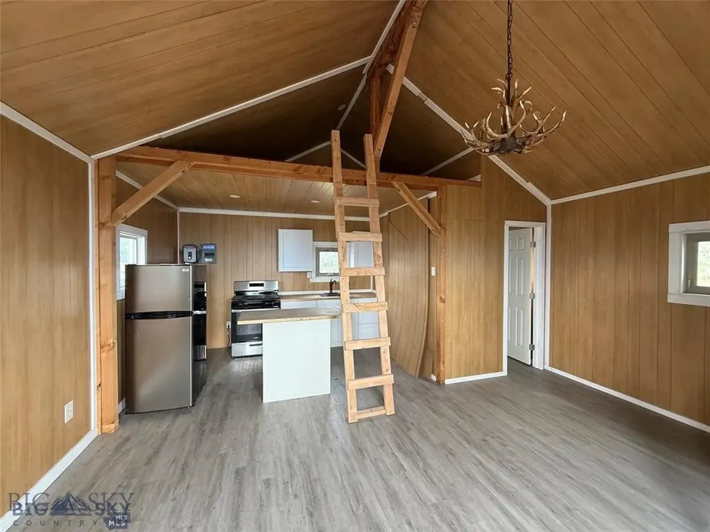 357 Pole Gulch Road Three Forks MT 59752