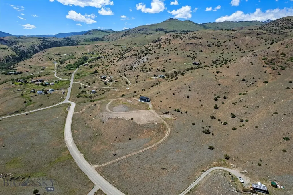 52 Arcturus Drive Emigrant MT 59027