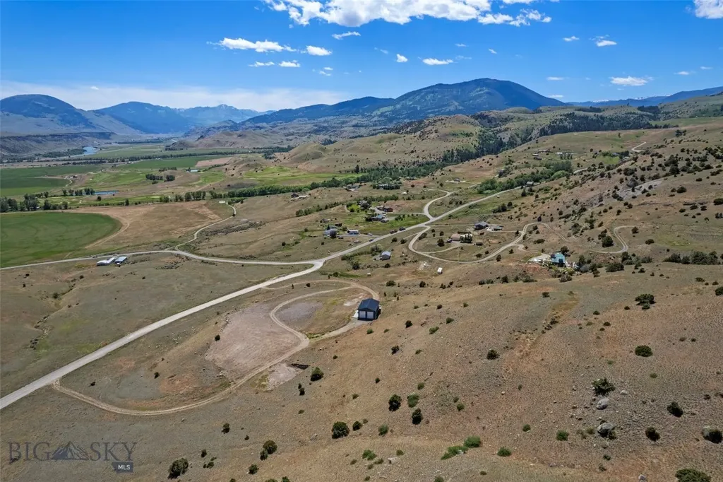 52 Arcturus Drive Emigrant MT 59027
