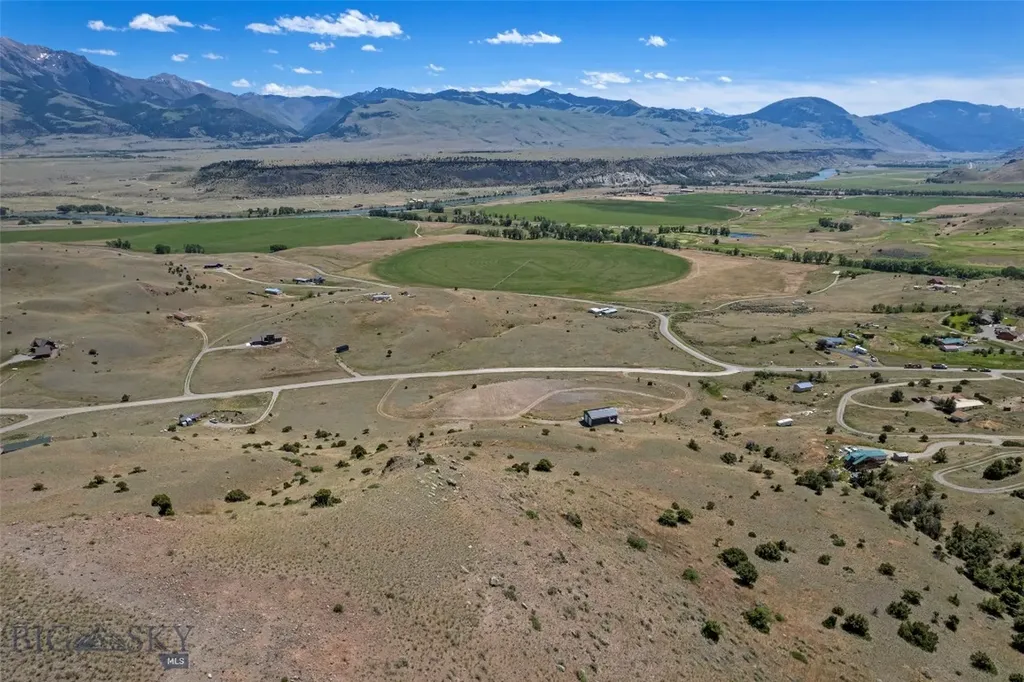 52 Arcturus Drive Emigrant MT 59027