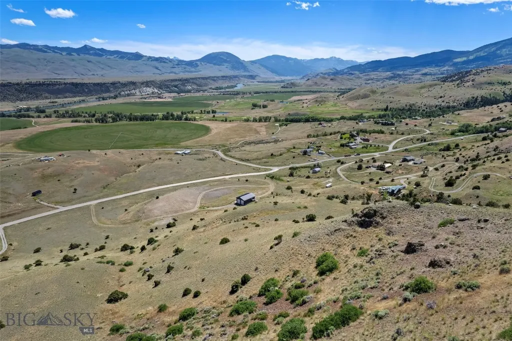 52 Arcturus Drive Emigrant MT 59027