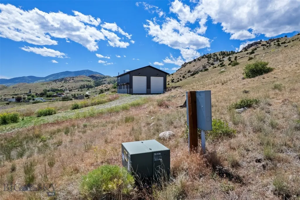 52 Arcturus Drive Emigrant MT 59027