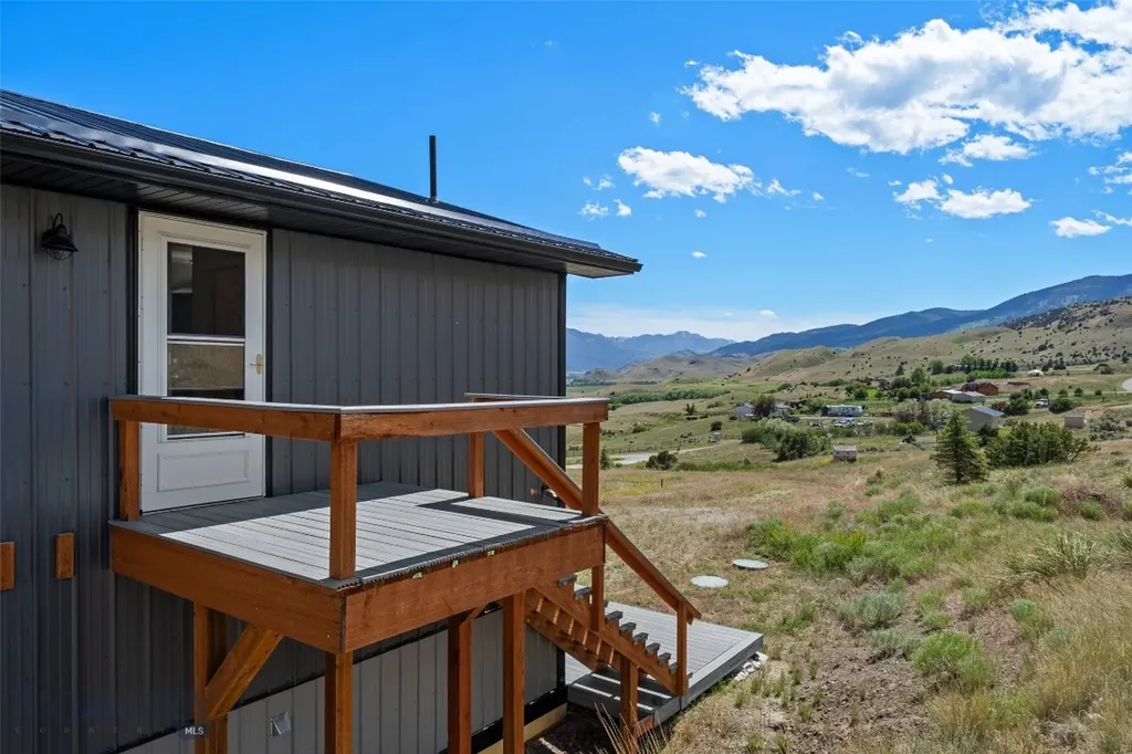 52 Arcturus Drive Emigrant MT 59027