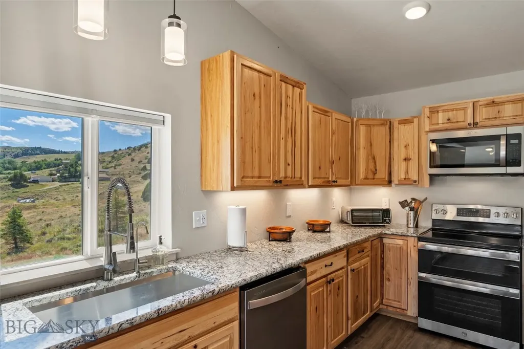 52 Arcturus Drive Emigrant MT 59027