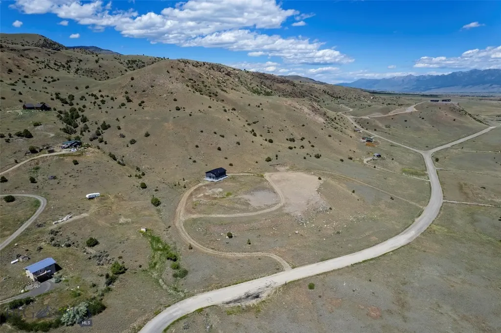 52 Arcturus Drive Emigrant MT 59027