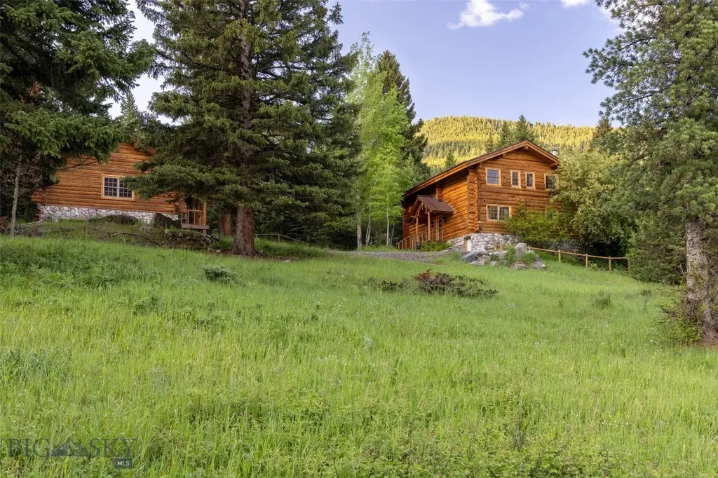 49824 Gallatin Road Gallatin Gateway MT 59730