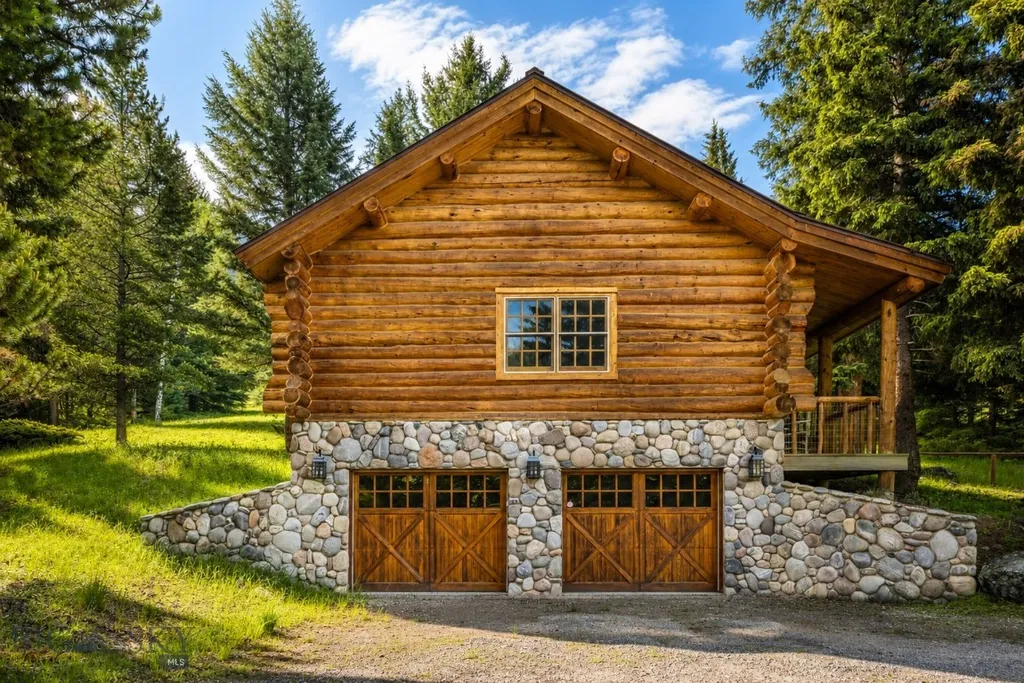 49824 Gallatin Road Gallatin Gateway MT 59730