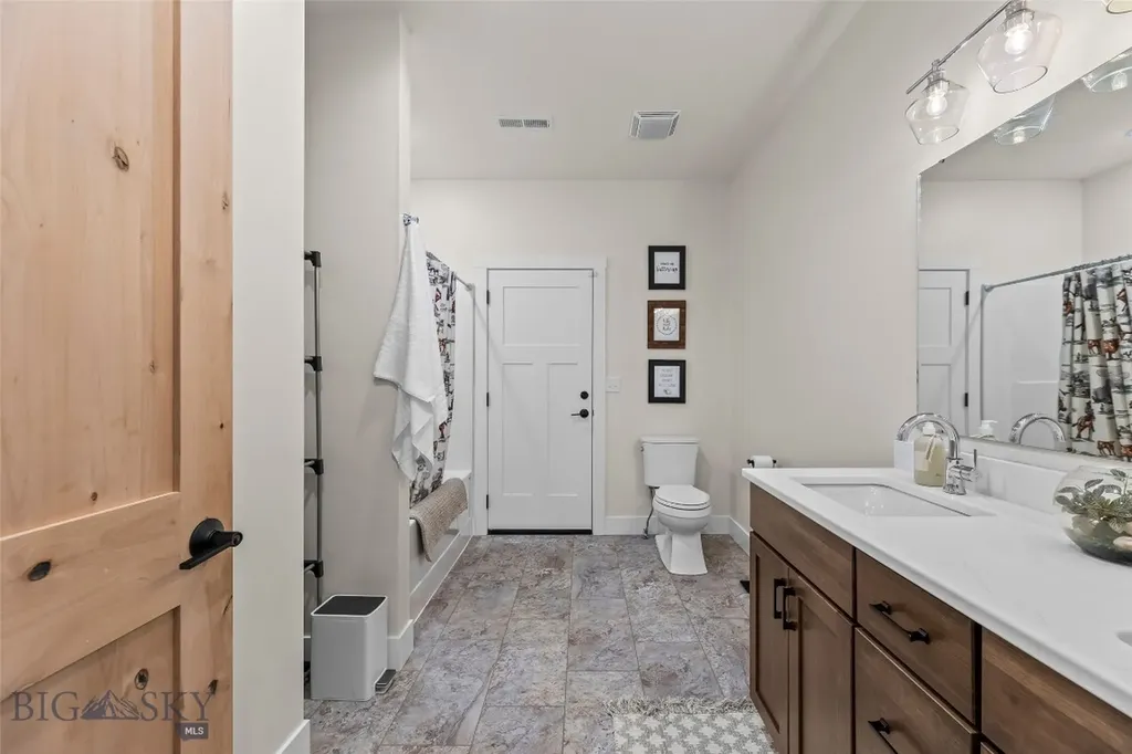 17 Packstring Trail Livingston MT 59047