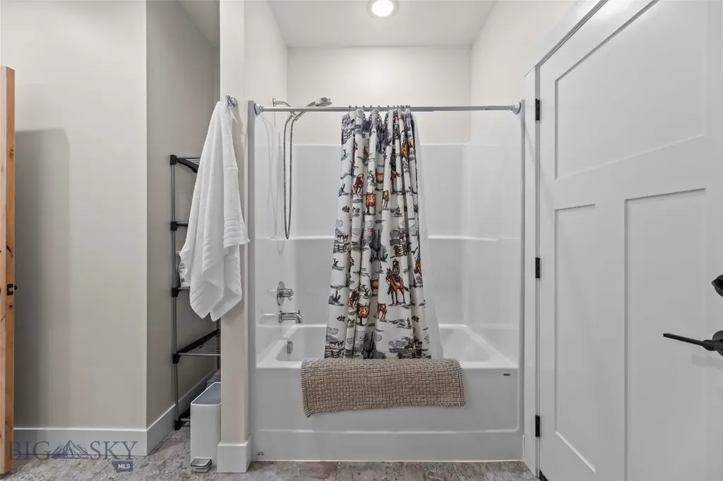 17 Packstring Trail Livingston MT 59047