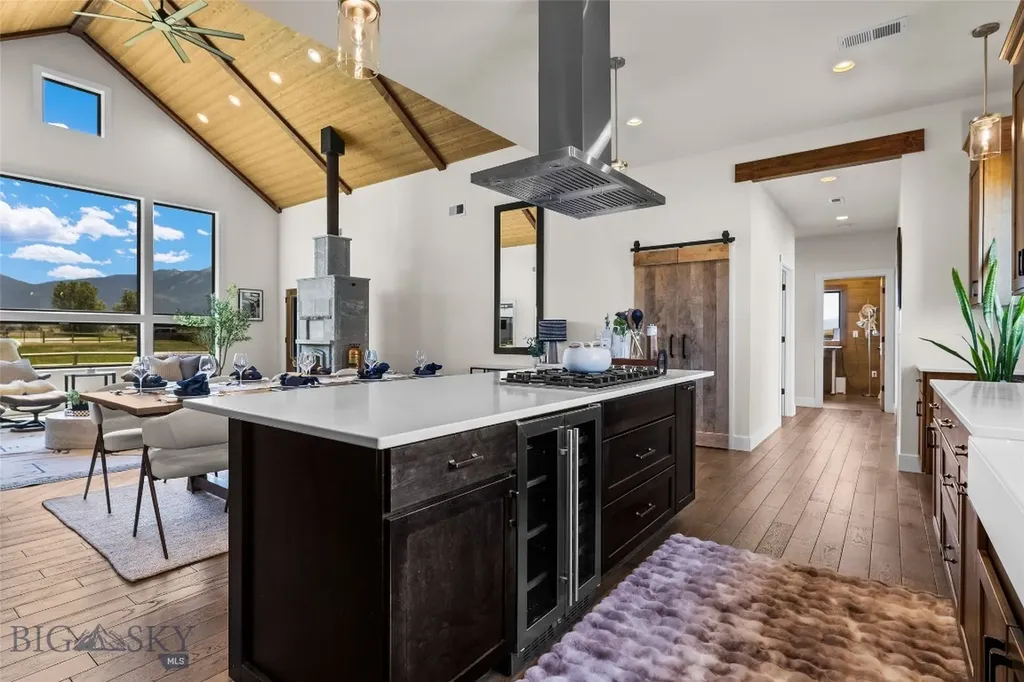 17 Packstring Trail Livingston MT 59047
