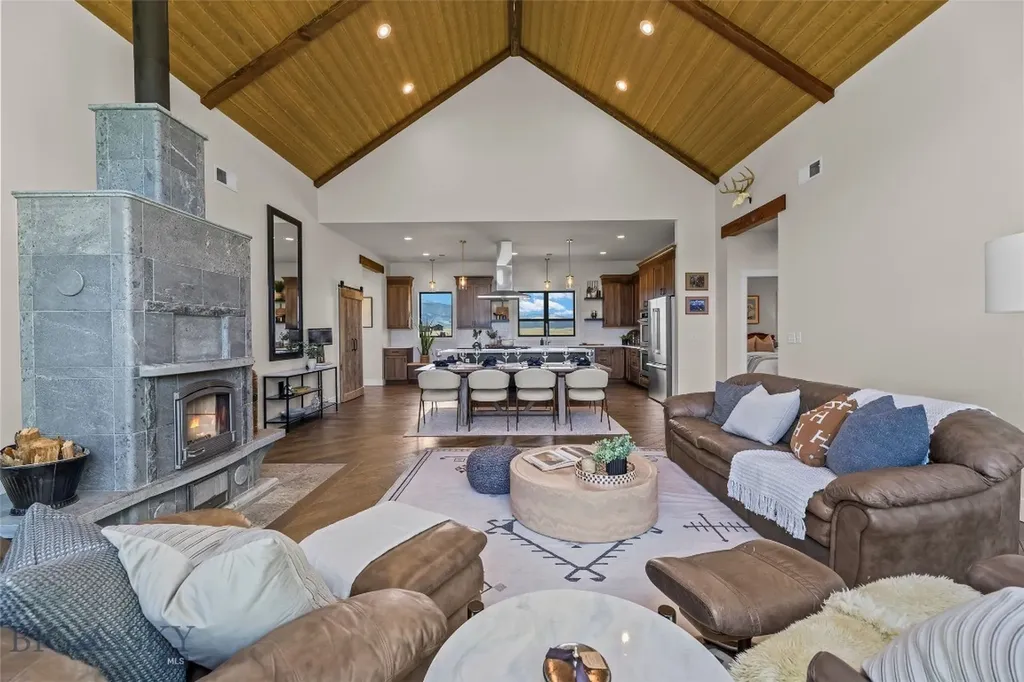 17 Packstring Trail Livingston MT 59047