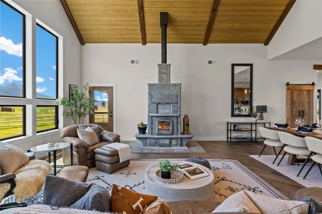 17 Packstring Trail Livingston MT 59047