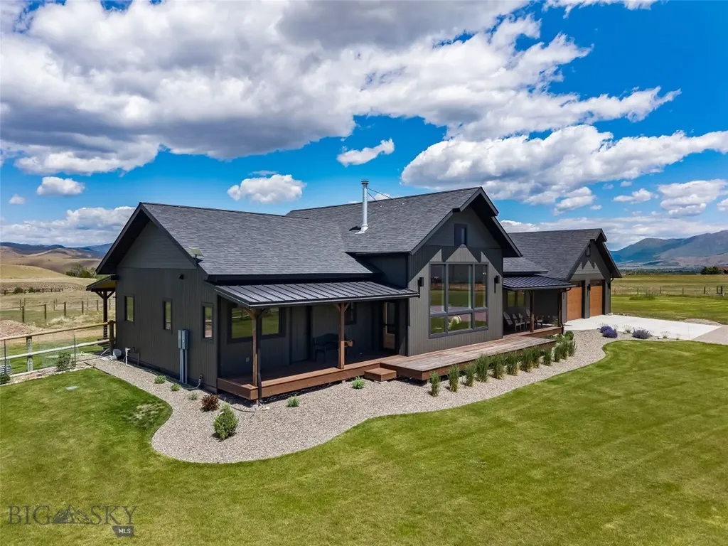 17 Packstring Trail Livingston MT 59047