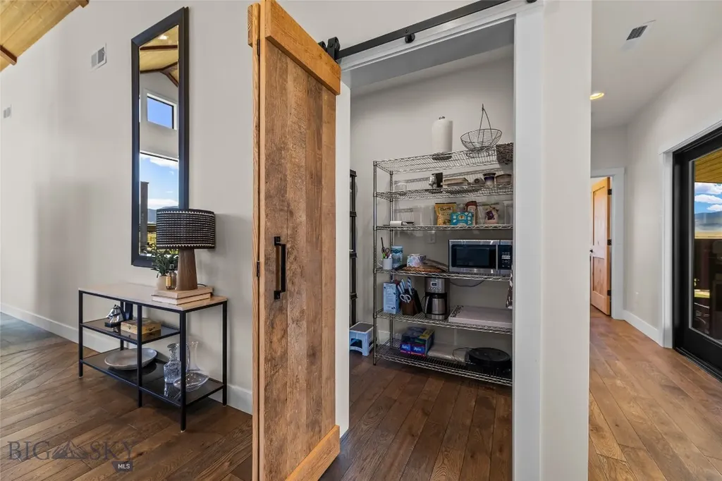17 Packstring Trail Livingston MT 59047