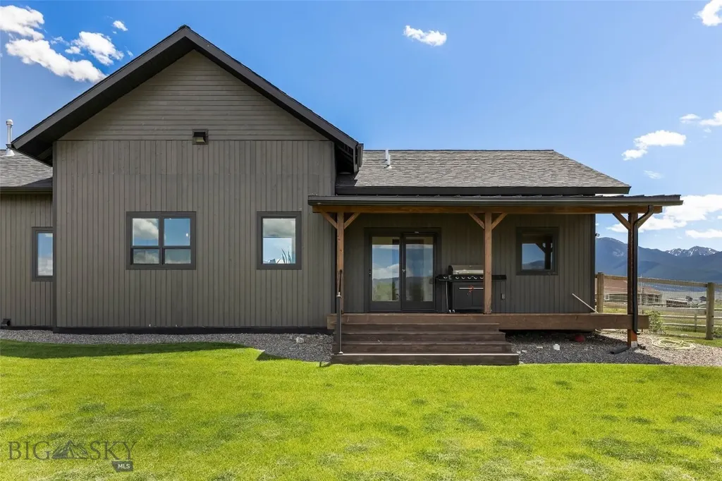 17 Packstring Trail Livingston MT 59047