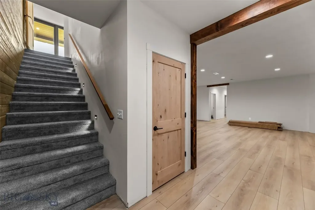 17 Packstring Trail Livingston MT 59047
