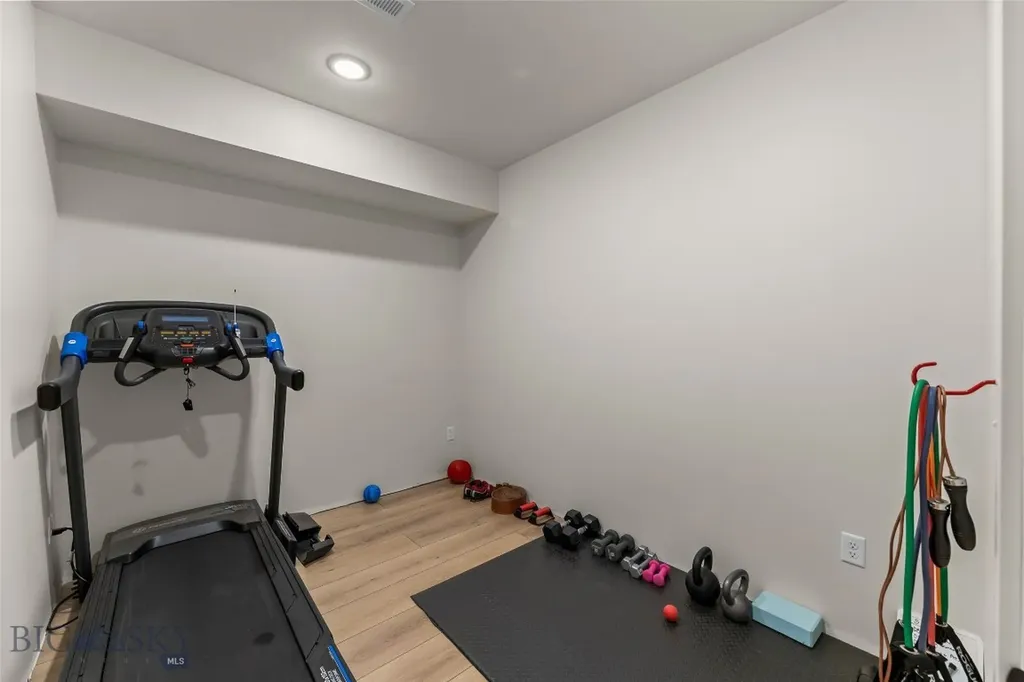 17 Packstring Trail Livingston MT 59047