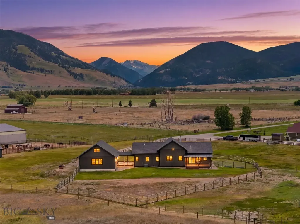 17 Packstring Trail Livingston MT 59047