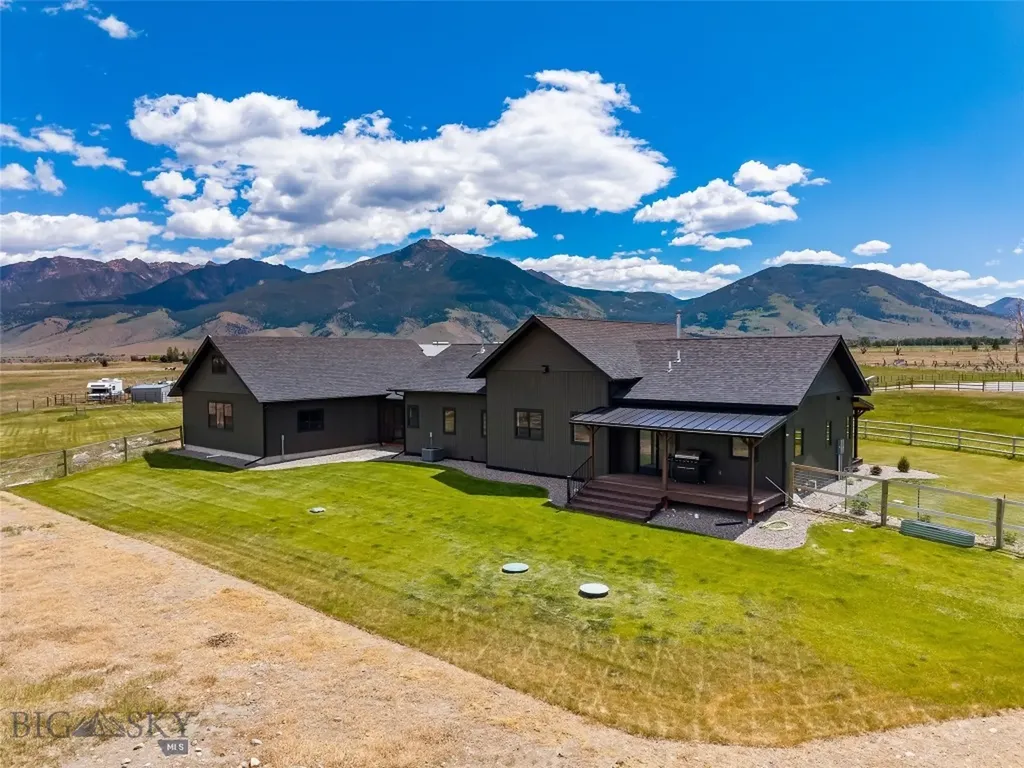 17 Packstring Trail Livingston MT 59047