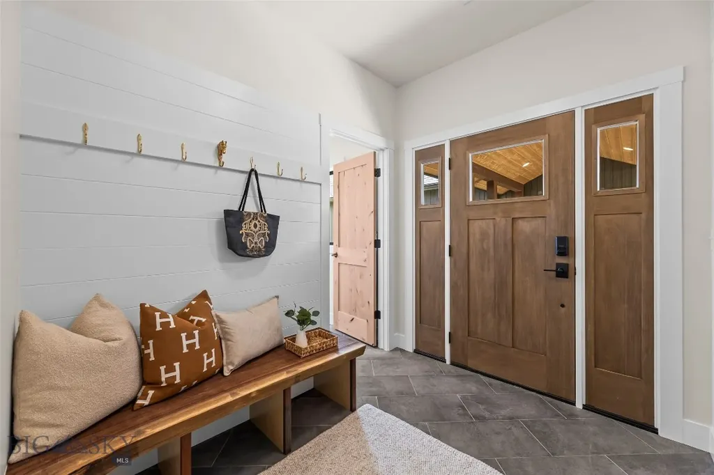 17 Packstring Trail Livingston MT 59047
