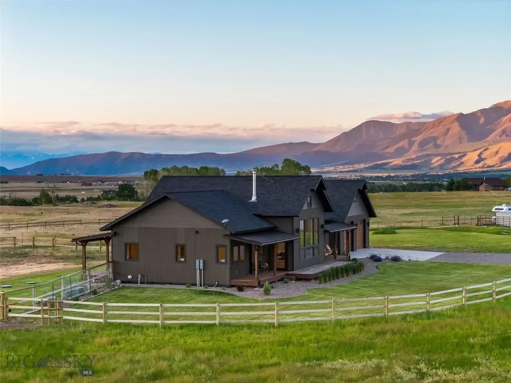 17 Packstring Trail Livingston MT 59047