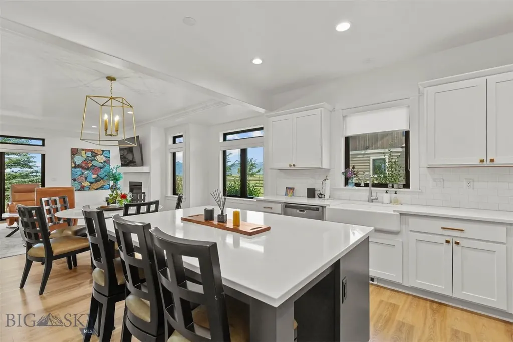631 White Horse Loop Bozeman MT 59718