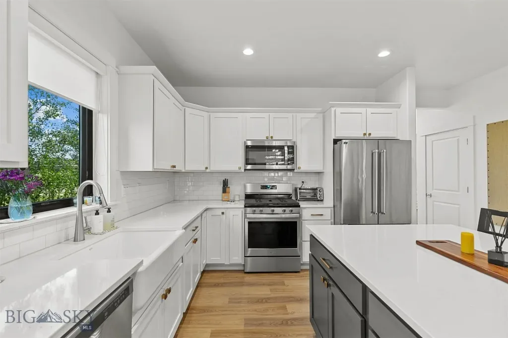 631 White Horse Loop Bozeman MT 59718