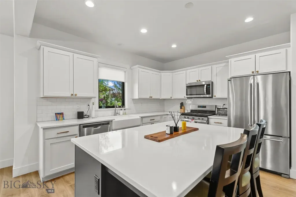 631 White Horse Loop Bozeman MT 59718
